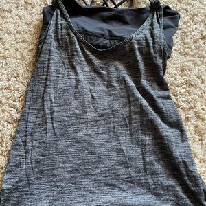 Lululemon tank with built in bra